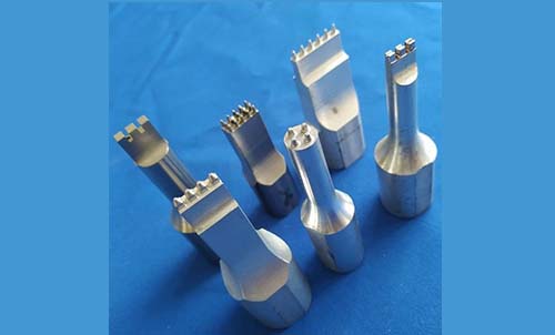 �����c(di��n)���C(j��)���^�����̺��^